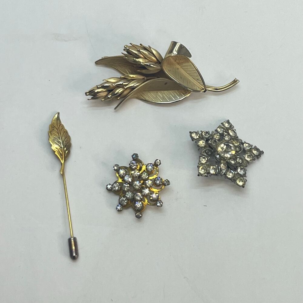 vintage collection brooches and pins rhinestone star costume botanical stick pin